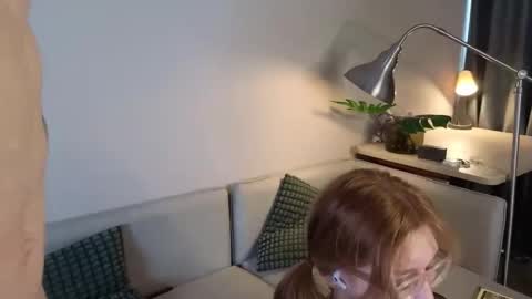 Lola 3  online show from 8, 10, 2025