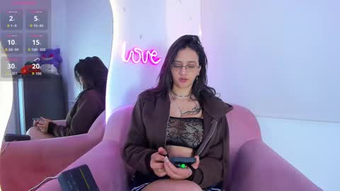 Snapshot of _gabbyx_ chatting on 11, 9, 2025 Gabby online show from 11, 9, 2025