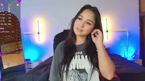 Snapshot of _gaby1 chatting on 11, 3, 2025 Juliana Gaby Kloe online show from 11, 3, 2025