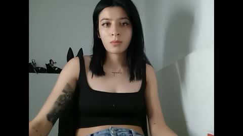 Snapshot of _genesid_dixton chatting on 12, 2, 2025 Mia-foster online show from 12, 2, 2025