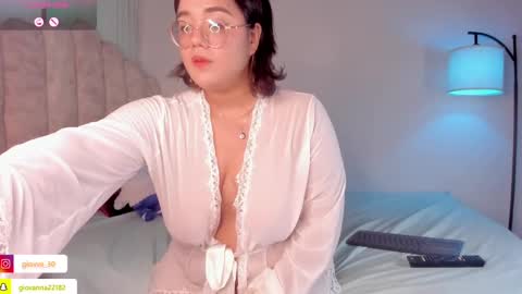 G I O V A online show from 3, 3, 2025