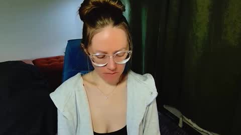 _goldilocks__ online show from 27, 9, 2025