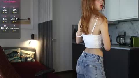 Snapshot of _guesswhat_ chatting on 24, 9, 2025 Katarina online show from 24, 9, 2025