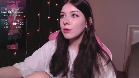 Tori online show from 15, 2, 2025