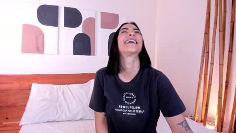 Hanna johnson online show from 3, 1, 2025