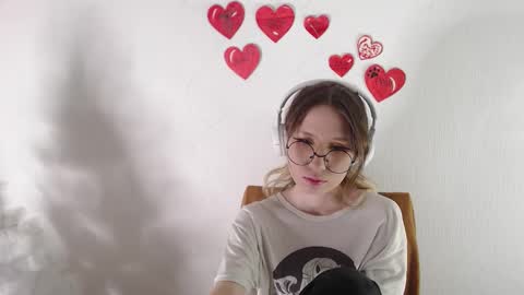 Hannaolotl online show from 7, 3, 2026