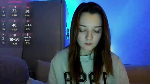 Snapshot of _hey_scarlett_ chatting on 17, 12, 2024 _hey_scarlett_ online show from 17, 12, 2024