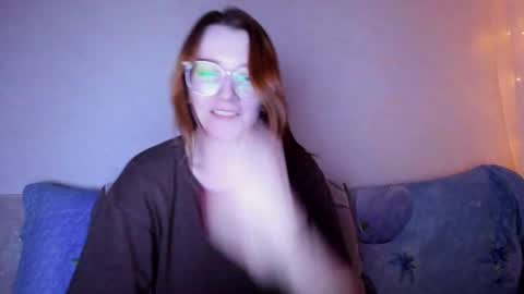 Snapshot of _hey_scarlett_ chatting on 24, 1, 2025 _hey_scarlett_ online show from 24, 1, 2025
