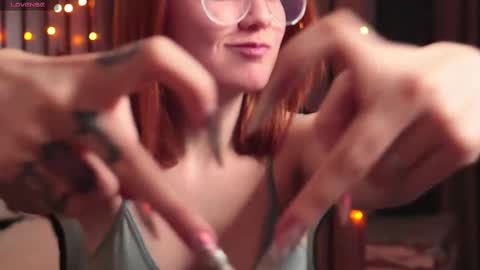 Snapshot of _hey_scarlett_ chatting on 17, 2, 2025 _hey_scarlett_ online show from 17, 2, 2025