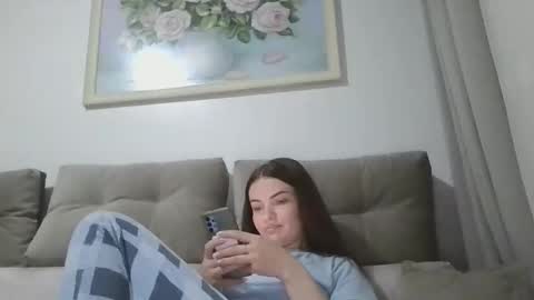 Criss4u online show from 8, 4, 2026