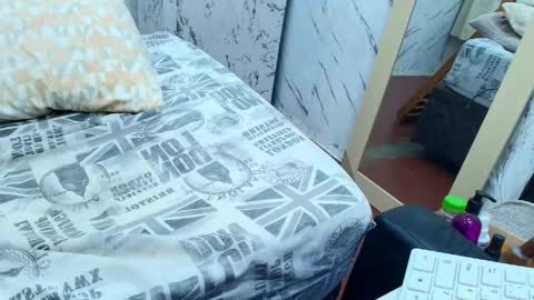 Danniela online show from 15, 4, 2026