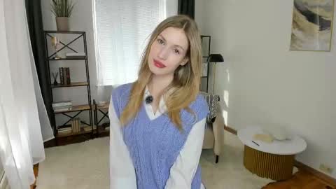 call me Elizabeth online show from 18, 9, 2025