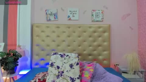 Snapshot of _jade_01 chatting on 6, 10, 2025 J A D E online show from 6, 10, 2025
