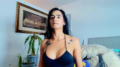 Snapshot of _jade_2 chatting on 10, 9, 2025 Jade online show from 10, 9, 2025