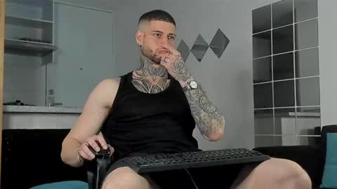 Snapshot of _jamesleandros chatting on 5, 12, 2024 jeison online show from 5, 12, 2024