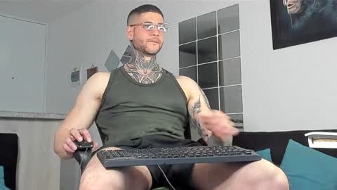 Snapshot of _jamesleandros chatting on 24, 1, 2025 jeison online show from 24, 1, 2025
