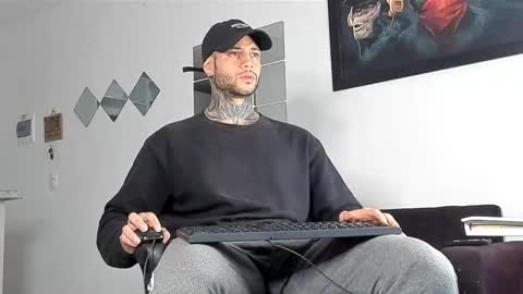 Snapshot of _jamesleandros chatting on 9, 3, 2025 jeison online show from 9, 3, 2025