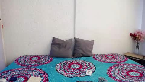 Snapshot of _joanne_and_oliver_ chatting on 19, 9, 2025 Joanne Oliver online show from 19, 9, 2025