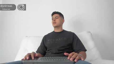 _juanes__ online show from 15, 12, 2024