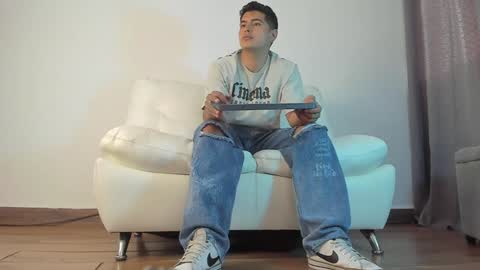 _juanes__ online show from 3, 1, 2025