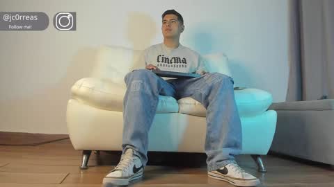 _juanes__ online show from 10, 1, 2025