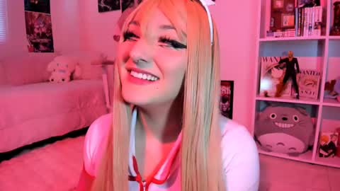 Snapshot of _julyana_ chatting on 8, 3, 2025 JULIANA online show from 8, 3, 2025