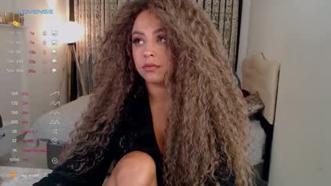 _just_a_queen_3 online show from 15, 9, 2025