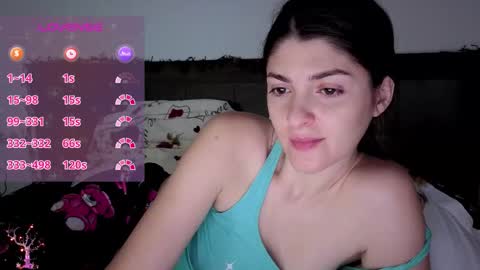 _just_a_simple_girl online show from 4, 12, 2025