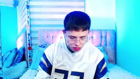 Snapshot of _justinmoon2 chatting on 8, 5, 2026 mod online show from 8, 5, 2026