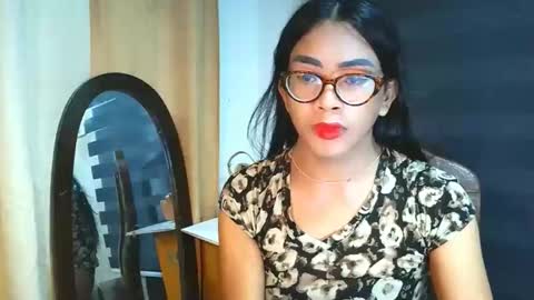 _karie_ online show from 28, 4, 2026