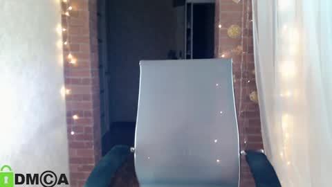 Snapshot of _karolina chatting on 7, 12, 2024 karolina online show from 7, 12, 2024