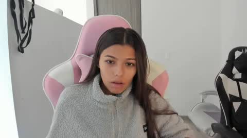 khloe sweet online show from 28, 10, 2025