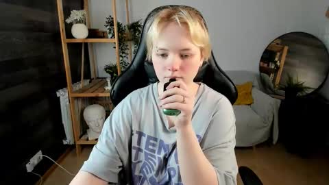 Li online show from 8, 10, 2025