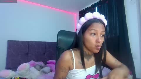 Snapshot of _kitty_moon2 chatting on 7, 5, 2026 Stefany online show from 7, 5, 2026
