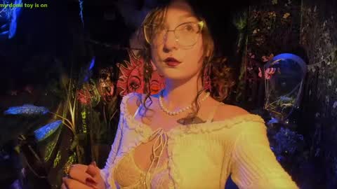 Snapshot of _lady_luna_ chatting on 11, 5, 2026 Lady Luna online show from 11, 5, 2026