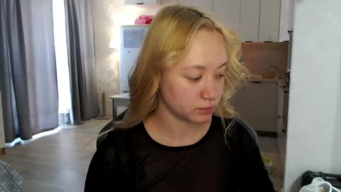 Snapshot of _lalune_ chatting on 25, 5, 2026 _lalune_ online show from 25, 5, 2026