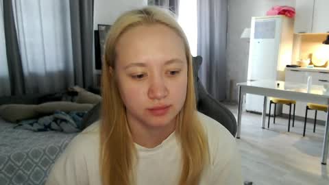Snapshot of _lalune_ chatting on 26, 5, 2026 _lalune_ online show from 26, 5, 2026