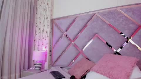 Snapshot of _lanna_jhonson_ chatting on 18, 12, 2024 Lanna online show from 18, 12, 2024