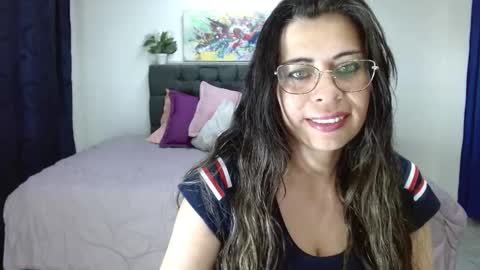 paulina  online show from 5, 1, 2025