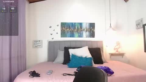 paulina  online show from 27, 2, 2025