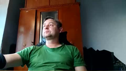 Snapshot of _lastjedi_ chatting on 25, 11, 2025 OBI-WAN online show from 25, 11, 2025