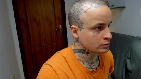 Layne online show from 24, 3, 2026