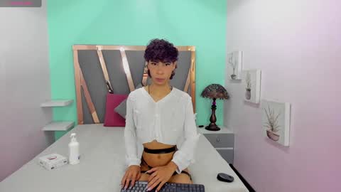  L E M M O N  online show from 6, 2, 2025