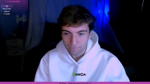 Snapshot of _leo_lust chatting on 15, 11, 2025 _leo_lust online show from 15, 11, 2025