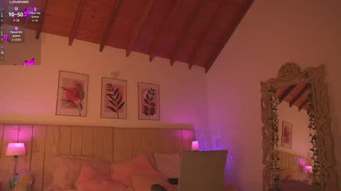 Snapshot of _lissana_scott chatting on 6, 10, 2025 Lissana online show from 6, 10, 2025