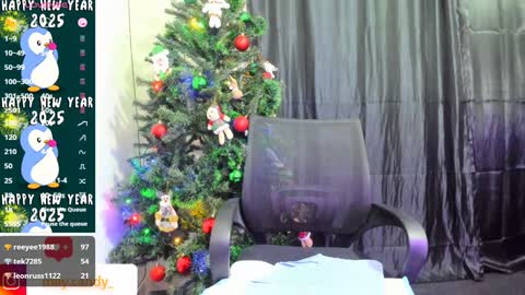 Snapshot of _litle_mily_ chatting on 28, 12, 2024 Mily online show from 28, 12, 2024