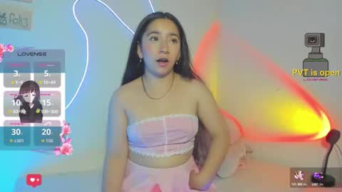 Snapshot of _litle_mily_ chatting on 10, 9, 2025 Mily online show from 10, 9, 2025