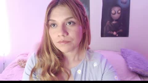 Snapshot of _lloou_ chatting on 6, 6, 2026 Sofia 3 online show from 6, 6, 2026