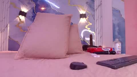 Lorrayne online show from 1, 11, 2025