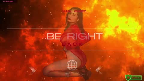Snapshot of _luna__sweet_ chatting on 8, 1, 2025 luna sweet online show from 8, 1, 2025